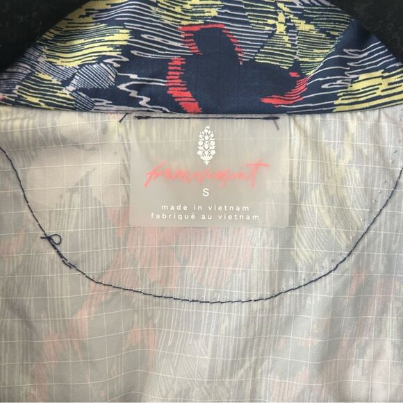 Free People Movement Off the Grid Hooded Vest Activewear Women's Size Small - Picture 6 of 15